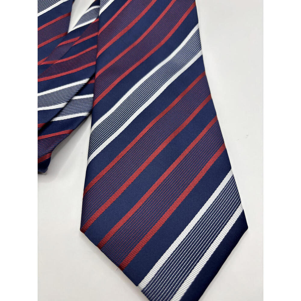 Giorgio Armani Striped Men's Silk Tie - Elegant Navy and Red Design
